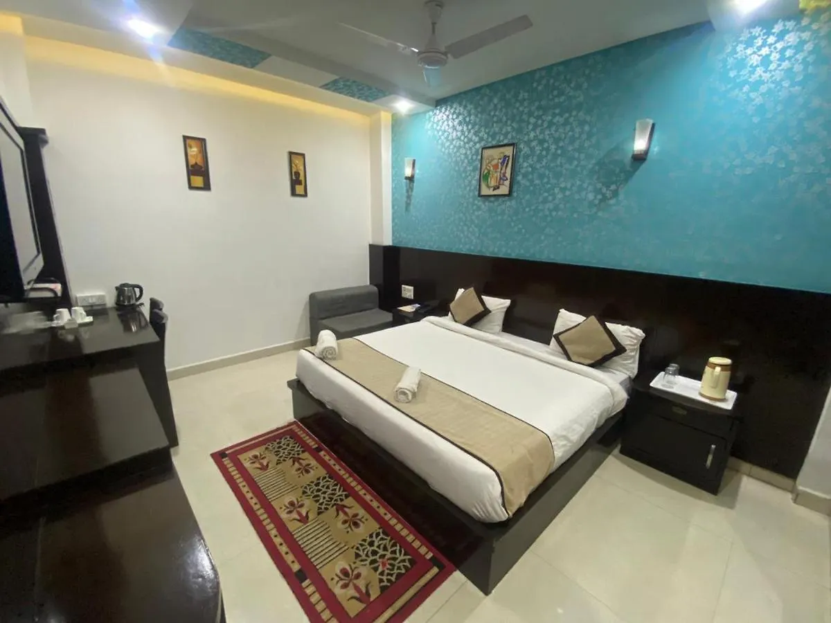 Hotel Agra Dazzling East Gate