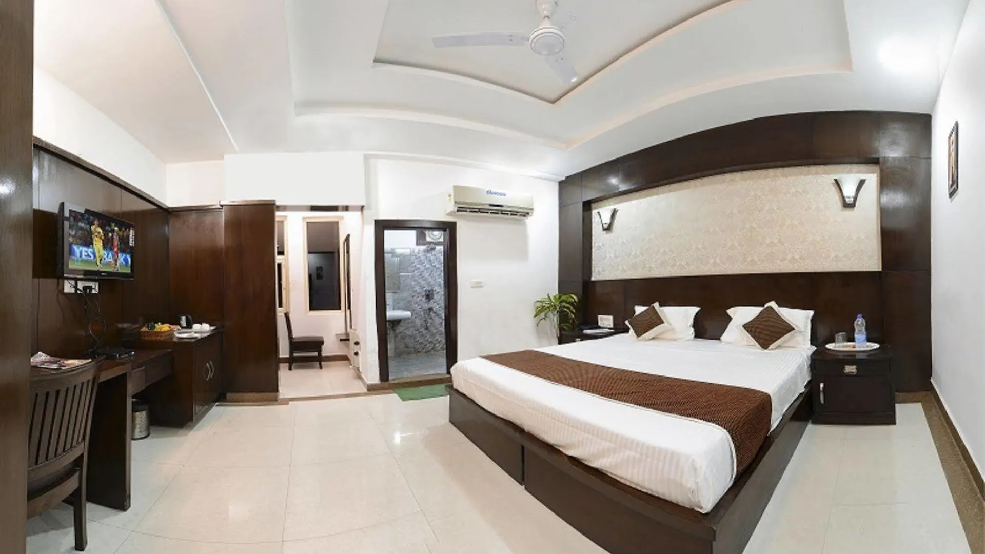 ***  Hotel Agra Dazzling East Gate Indien