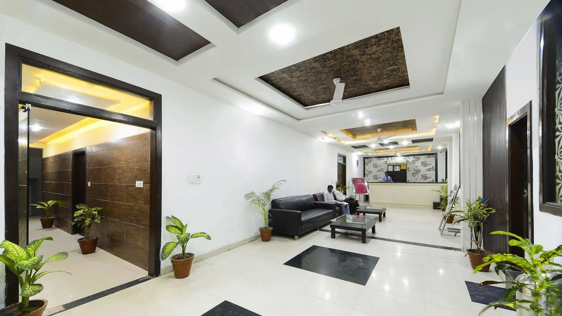 ***  Hotel Agra Dazzling East Gate Indien