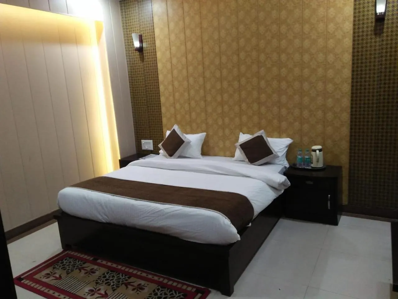 Hotel Agra Dazzling East Gate Indien