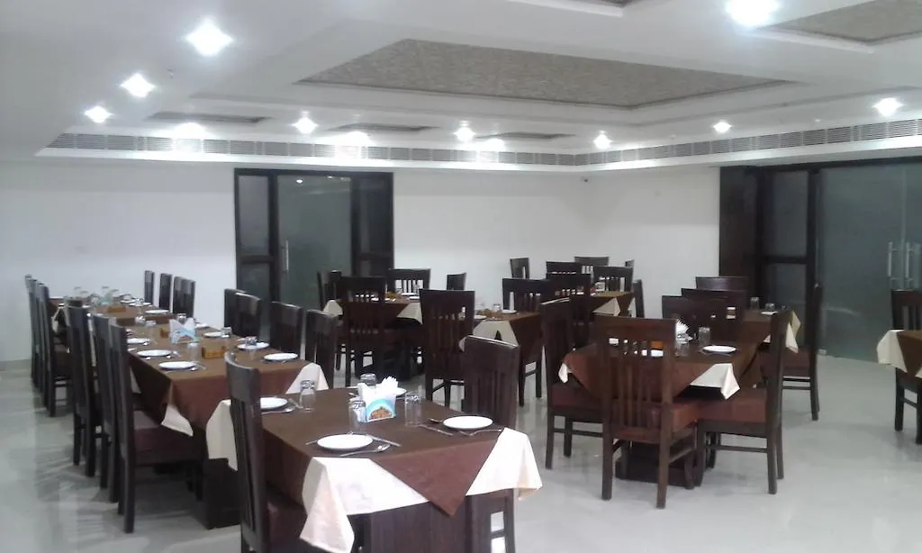 Hotel Agra Dazzling East Gate