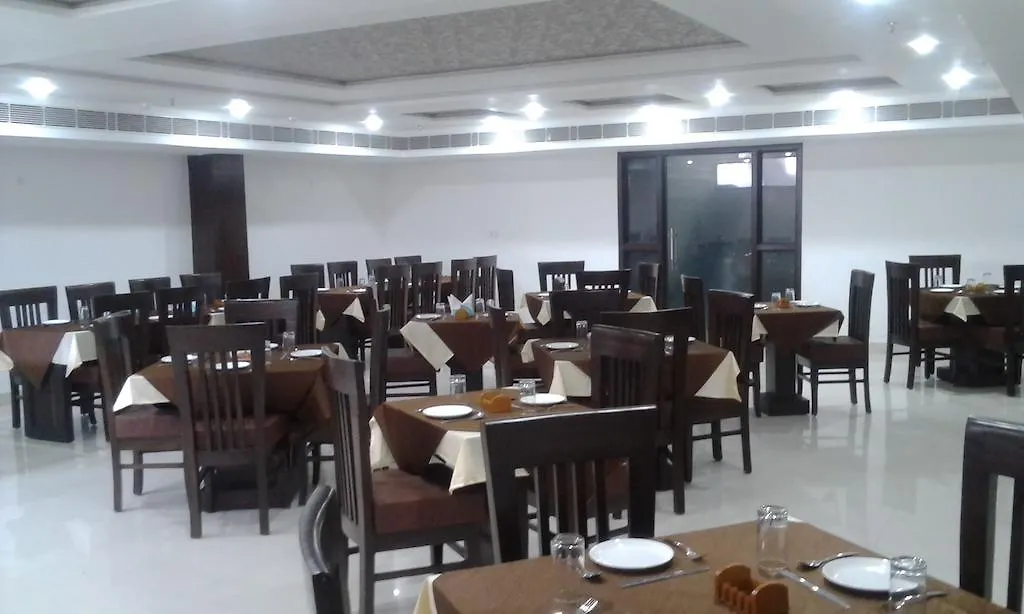 Hotel Agra Dazzling East Gate