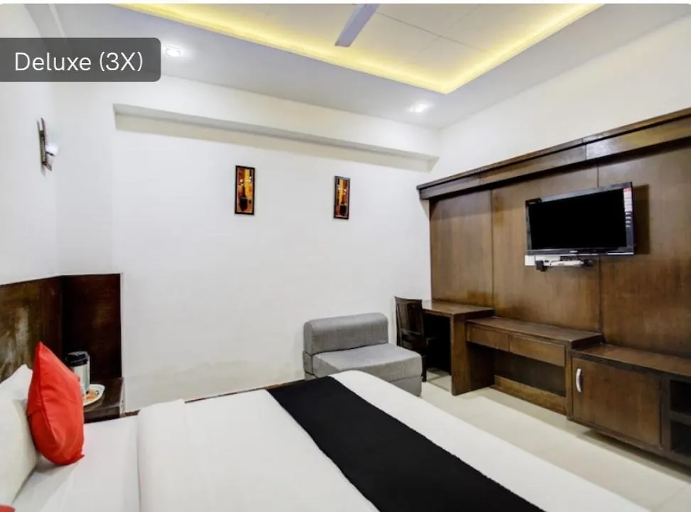 Hotel Agra Dazzling East Gate 3*, Agra (Uttar Pradesh)
